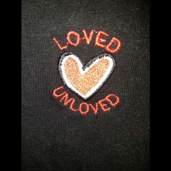 Cotton cropped long sleeve with embroidered detail - Picture 5 of 6